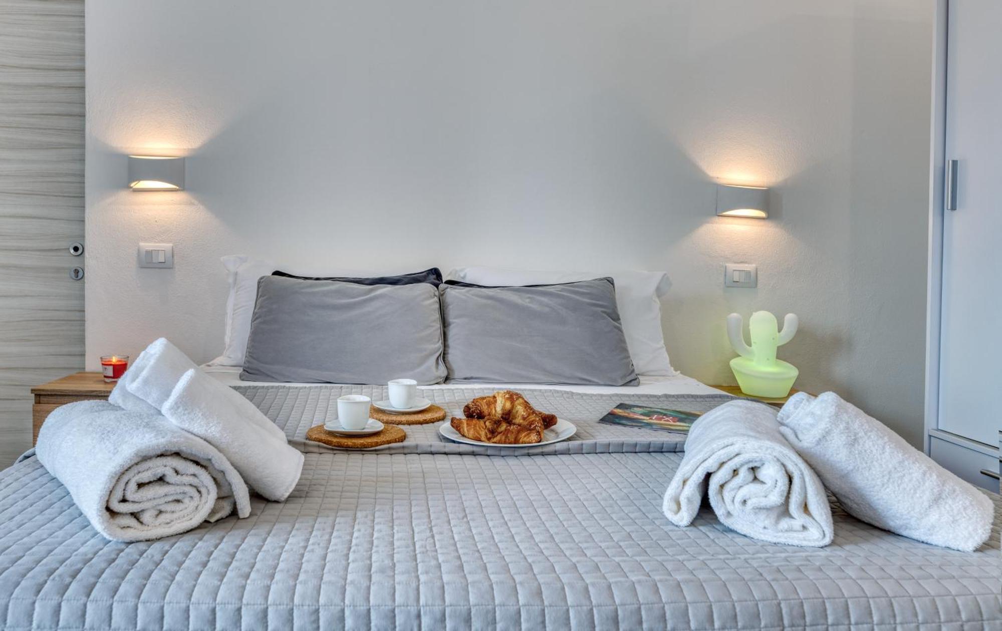 Izzhome Cozy Sunflowers Пула Екстер'єр фото