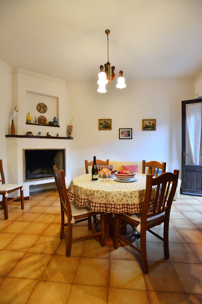 Izzhome Cozy Sunflowers Пула Екстер'єр фото